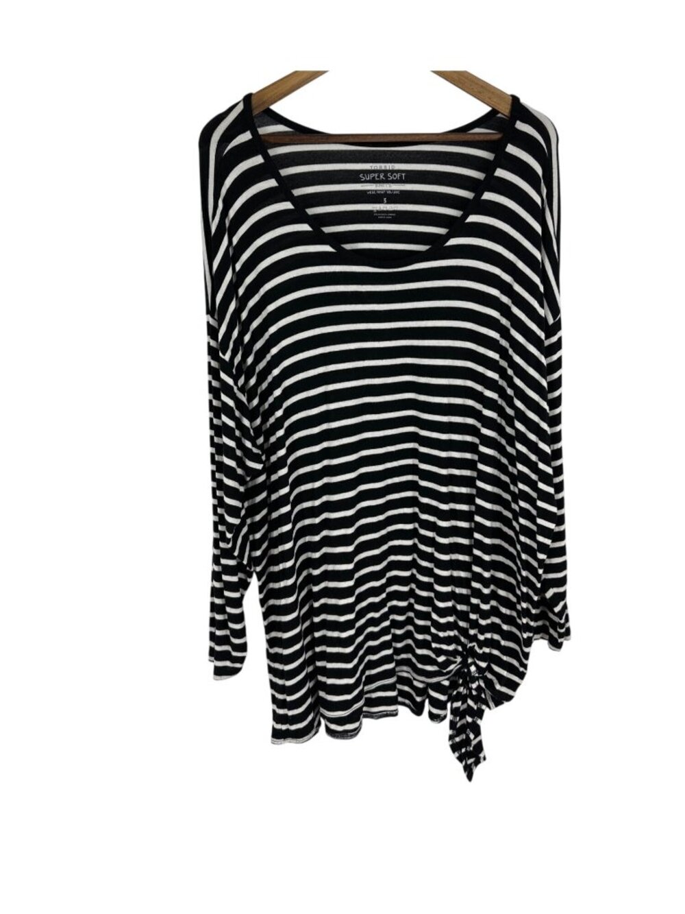 Torrid Super Soft Black & White Striped Long Sleeve Tie Hem Top Size 3X